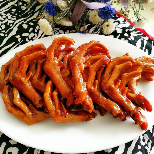 红枣粽子的做法和配料粽子的包法