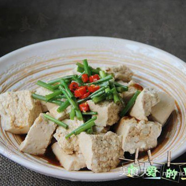 手掰老豆腐怎么做好吃 农家手掰豆腐做法窍门